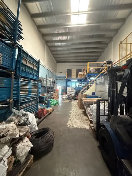 Pioneer Lot, 25 Benoi Road, 10,470 sqft, Factory / Workshop (B2) For Sale, by Geraldine Goh, 500145896 - Interior - CommercialGuru.com.sg