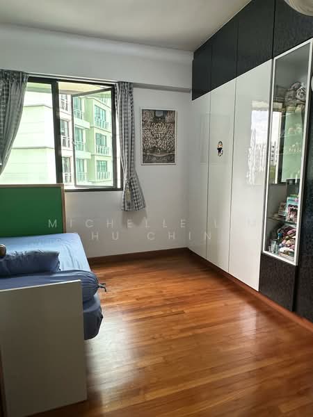 Simei Green Condominium, 7 Simei Street 4, 3 Bedrooms, 1,356 sqft, Condominium For Sale, by Michelle Lim Shu Ching, 500145916 - Bedroom - PropertyGuru.com.sg