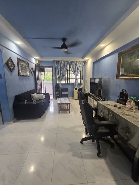 112 Yishun Ring Road, 112 Yishun Ring Road, 2 Bedrooms, 689 sqft, HDB Flat For Sale, by Frida Abbas, 500145922 - Living Room - PropertyGuru.com.sg