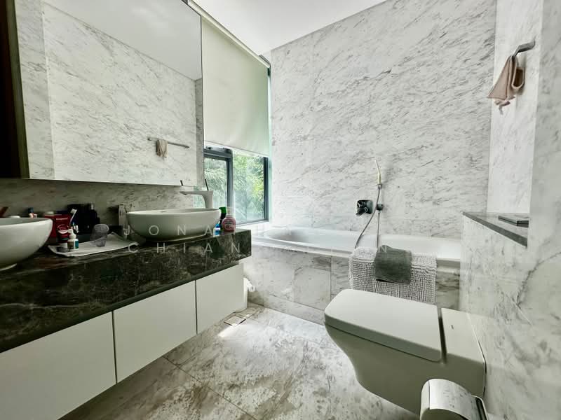 111 Emerald Hill, 111 Emerald Hill, 3 Bedrooms, 2,121 sqft, Condominium For Sale, by Jonathan Koh Chiang Liang, 500145931 - PropertyGuru.com.sg