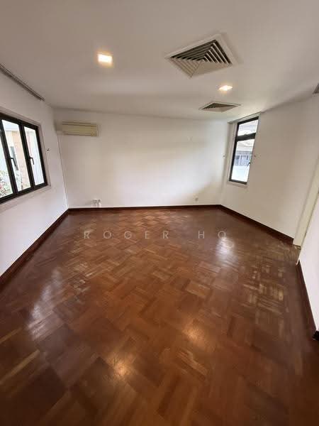 The Arcadia (Arcadia Gardens), 239 Arcadia Road, Newton / Novena, 5 Bedrooms, 6,566 sqft, Condominium For Sale, by Roger Ho, 500145934 - PropertyGuru.com.sg