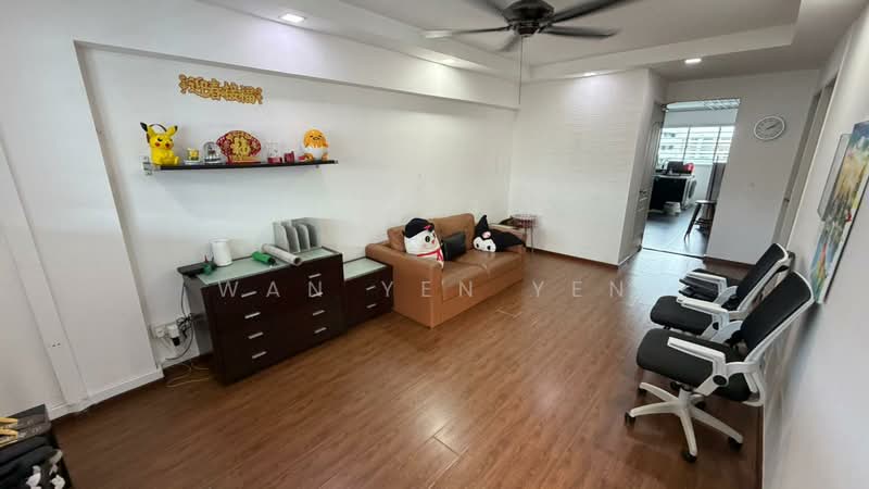 450 Tampines Street 42, 450 Tampines Street 42, Room Rental, 150 sqft, HDB Flat For Rent, by Wan Yen Yen, 500145967 - Living Room - PropertyGuru.com.sg