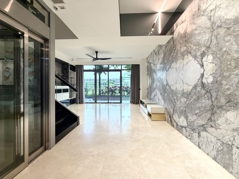 Belgravia Villas Freehold Semi-D Urgent Sale, , 6 Bedrooms, 3,961 sqft, Cluster House For Sale, by Fion Cai, 500145968 - Living Room - PropertyGuru.com.sg