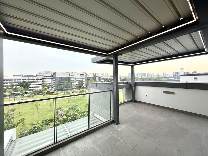 Belgravia Villas Freehold Semi-D Urgent Sale, , 6 Bedrooms, 3,961 sqft, Cluster House For Sale, by Fion Cai, 500145968 - Balcony - PropertyGuru.com.sg