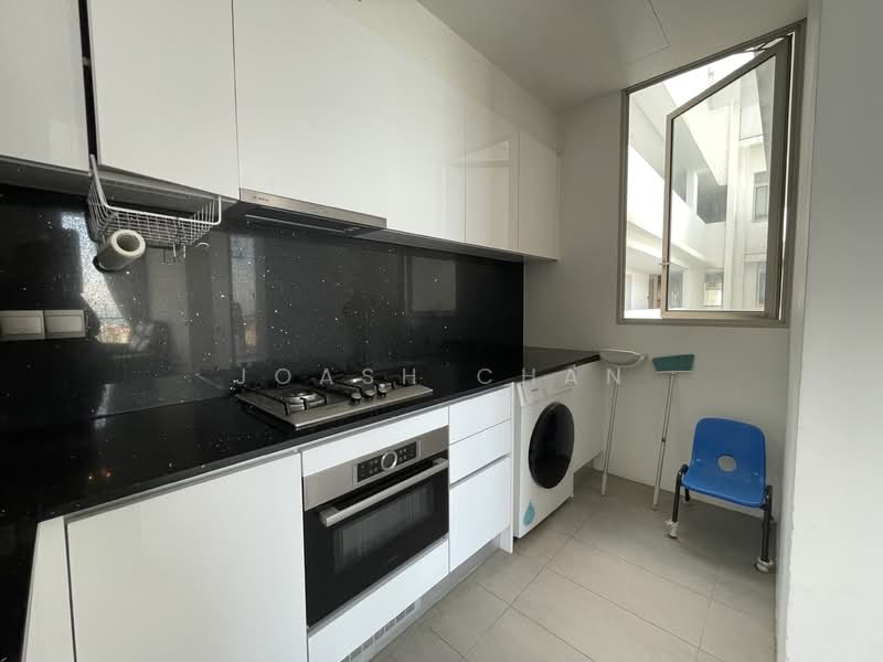 Kallang Riverside, 51 Kampong Bugis, 2 Bedrooms, 1,087 sqft, Condominium For Rent, by Joash Chan, 500145971 - Kitchen - PropertyGuru.com.sg