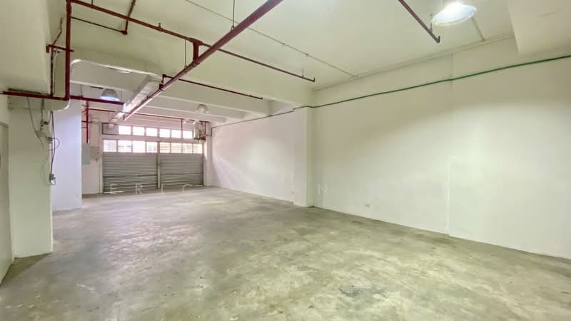 B2 Industrial with Loading Bay at Eunos Kaki Bukit, Eunos Kaki Bukit, 4,542 sqft, Factory / Workshop (B2) For Sale, by Eric Chan 陳鴻運, 500145973 - Interior - CommercialGuru.com.sg