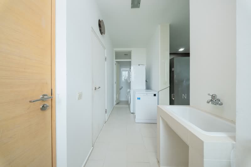 Rivergate, 97 Robertson Quay, 4 Bedrooms, 2,077 sqft, Condominium For Rent, by Timothy Chen, 500145982 - Interior - PropertyGuru.com.sg