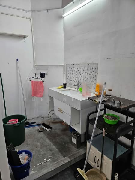 Pantech Business Hub, 196 Pandan Loop, 2,110 sqft, Factory / Workshop (B2) For Sale, by Adeline Goh, 500145993 - Interior - CommercialGuru.com.sg