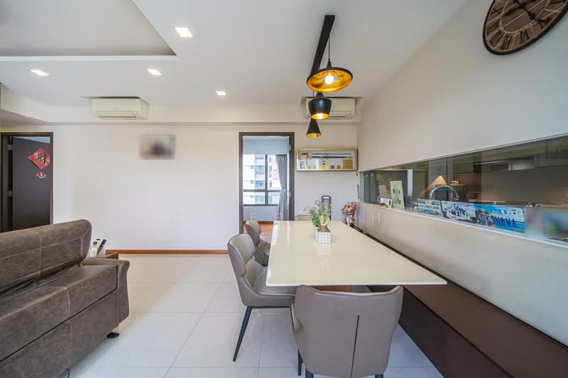 Vue 8 Residence, Pasir Ris Heights, 4 Bedrooms, 1,313 sqft, Condominium For Sale, by Caleb Peh, 500146012 - Living & Dining Room - PropertyGuru.com.sg