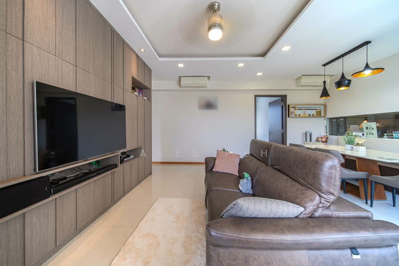 Vue 8 Residence, Pasir Ris Heights, 4 Bedrooms, 1,313 sqft, Condominium For Sale, by Caleb Peh, 500146012 - Living & Dining Room - PropertyGuru.com.sg
