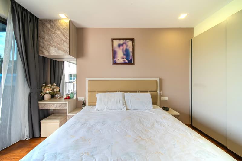 Vue 8 Residence, Pasir Ris Heights, 4 Bedrooms, 1,313 sqft, Condominium For Sale, by Caleb Peh, 500146012 - Master Bedroom - PropertyGuru.com.sg