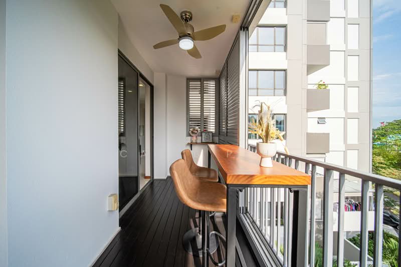 Vue 8 Residence, Pasir Ris Heights, 4 Bedrooms, 1,313 sqft, Condominium For Sale, by Caleb Peh, 500146012 - Balcony - PropertyGuru.com.sg