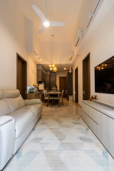 Daintree Residence, 11D Toh Tuck Road, 2 Bedrooms, 667 sqft, Condominium For Sale, by Dewi Tan, 500146022 - Living Room - PropertyGuru.com.sg