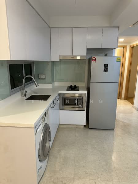 Eight Riversuites, 2 Whampoa East, Room Rental, 200 sqft, Condominium For Rent, by Eugene Ng, 500146029 - Kitchen - PropertyGuru.com.sg