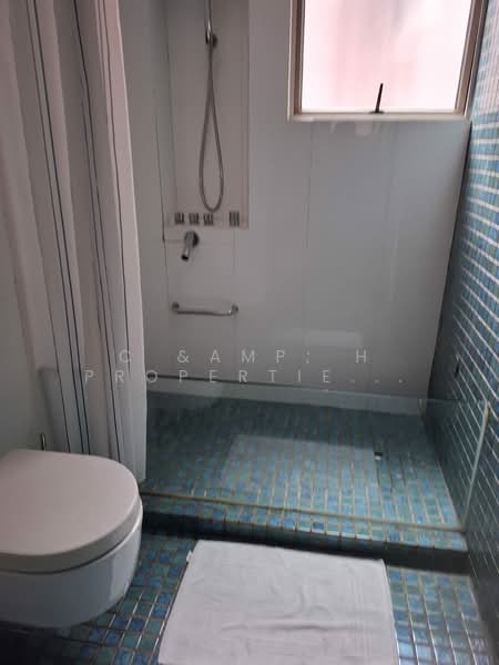 Nassim Mansion, 40 Nassim Hill, 4 Bedrooms, 3,520 sqft, Apartment For Rent, by WENDY, 500146037 - Bathroom - PropertyGuru.com.sg