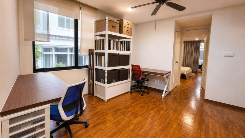 💲Rare Multi-Gen Huge Semi-D near Mall Buses Schs, etc. Large living spaces with further potential, Canberra | Sembawang | Yishun, 5 Bedrooms, 4,000 sqft, Semi-Detached House For Sale, by Clara Heng, 500146050 - Study - PropertyGuru.com.sg