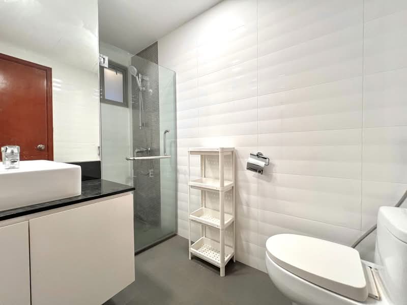Parc Vista, 464 Corporation Road, Room Rental, 120 sqft, Condominium For Rent, by Leen Yap, 500146052 - Bathroom - PropertyGuru.com.sg