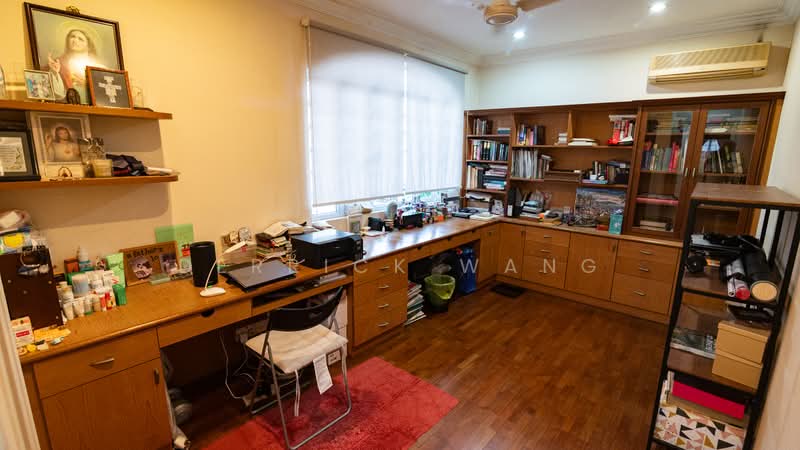 Serangoon Garden, Burghley Drive, 7 Bedrooms, 3,500 sqft, Semi-Detached House For Sale, by Derrick Wang, 500146055 - PropertyGuru.com.sg