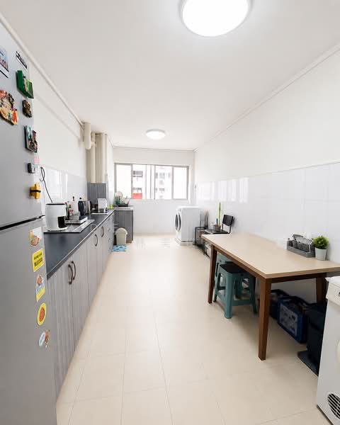 741 Yishun Avenue 5, 741 Yishun Avenue 5, 2 Bedrooms, 721 sqft, HDB Flat For Sale, by Adelyn Lam 林美仪, 500146060 - Kitchen - PropertyGuru.com.sg