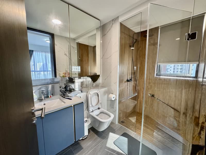 AMO Residence, 21 Ang Mo Kio Rise, 4 Bedrooms, 1,044 sqft, Condominium For Rent, by Xynde Goh, 500146069 - Bathroom - PropertyGuru.com.sg