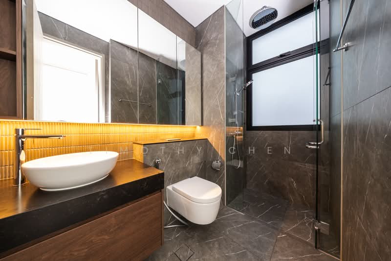 Parq Bella, 234 Tembeling Rd, 3 Bedrooms, 926 sqft, Condominium For Sale, by Timothy Chen, 500146087 - Bathroom - PropertyGuru.com.sg