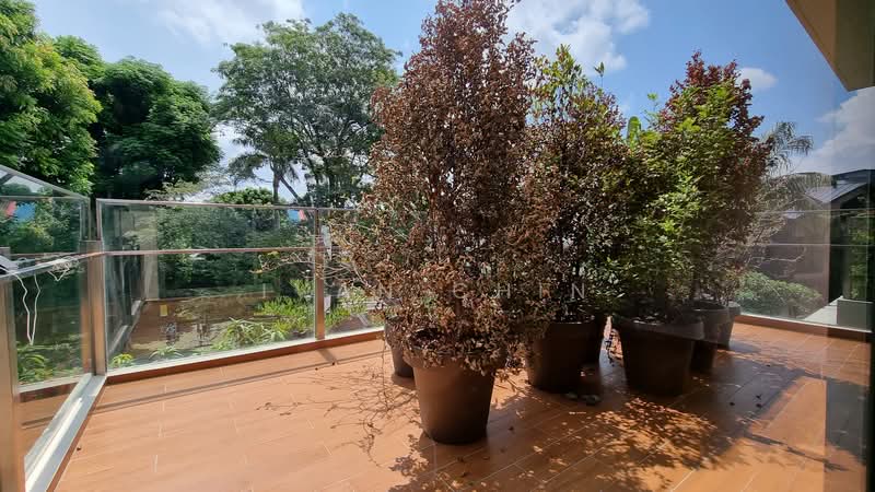 Shamrock Villas, Namly Place, 5 Bedrooms, 6,178 sqft, Cluster House For Rent, by Ivan Chin, 500146092 - Balcony - PropertyGuru.com.sg