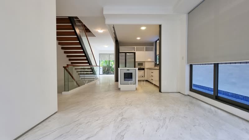 Shamrock Villas, Namly Place, 5 Bedrooms, 6,178 sqft, Cluster House For Rent, by Ivan Chin, 500146092 - Kitchen - PropertyGuru.com.sg