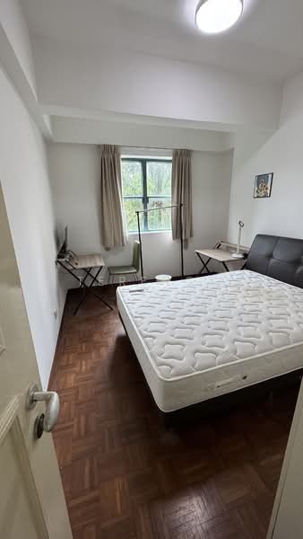 West Bay Condo, 56 West Coast Crescent, 3 Bedrooms, 1,219 sqft, Condominium For Sale, by Terence Lee, 500146100 - Bedroom - PropertyGuru.com.sg