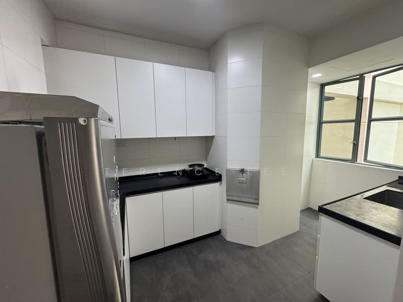 West Bay Condo, 56 West Coast Crescent, 3 Bedrooms, 1,219 sqft, Condominium For Sale, by Terence Lee, 500146100 - Kitchen - PropertyGuru.com.sg