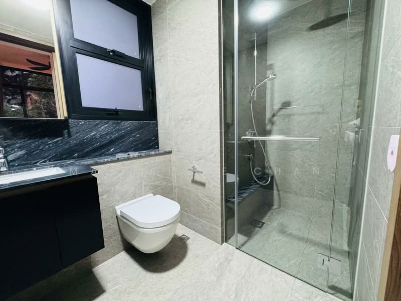 Daintree Residence, 11L Toh Tuck Road, 2 Bedrooms, 678 sqft, Condominium For Sale, by Magdalene Chan, 500146111 - Master Bathroom - PropertyGuru.com.sg