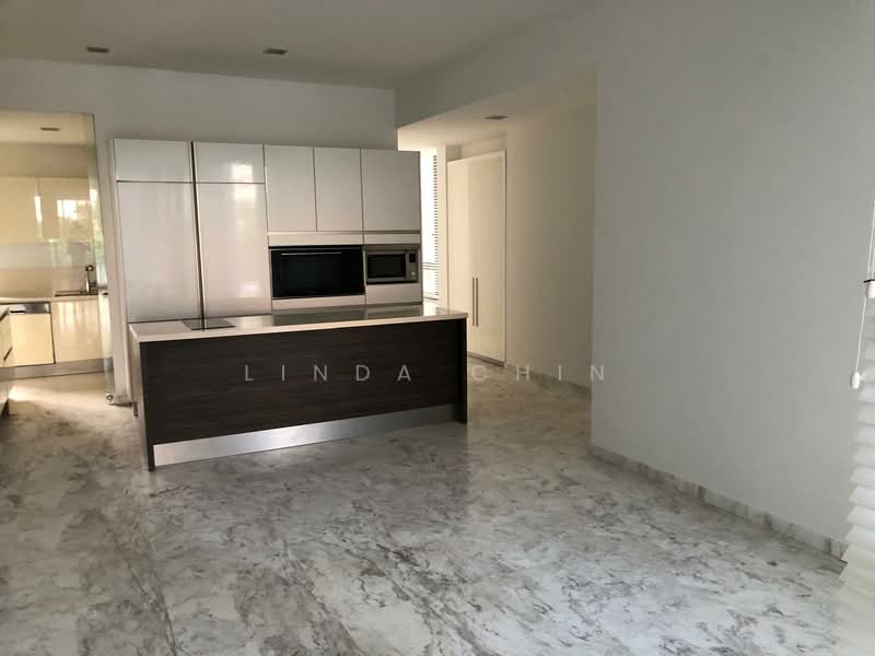 Marina Collection, 13 Cove Drive, 4 Bedrooms, 2,185 sqft, Condominium For Sale, by Linda Chin, 500146148 - Kitchen - PropertyGuru.com.sg