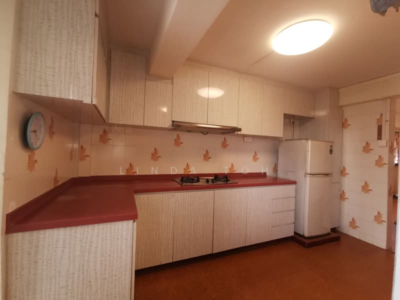 204 Toa Payoh North, 204 Toa Payoh North, 3 Bedrooms, 936 sqft, HDB Flat For Sale, by Linda Toh, 500146150 - Kitchen - PropertyGuru.com.sg