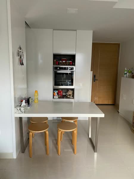 Coco Palms, 11 Pasir Ris Grove, 3 Bedrooms, 904 sqft, Condominium For Rent, by Irene Peh, 500146156 - Kitchen - PropertyGuru.com.sg