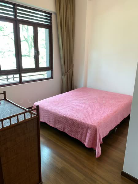 The Cornwall, 2 Cornwall Gardens, 2 Bedrooms, 1,044 sqft, Condominium For Rent, by Juanita Quek, 500146163 - Bedroom - PropertyGuru.com.sg