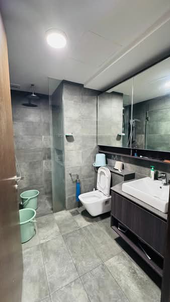 Grandeur Park Residences, 1 Bedok South Avenue 3, 1 Bedroom, 452 sqft, Condominium For Sale, by Lex Lim 林双麟, 500146166 - Bathroom - PropertyGuru.com.sg
