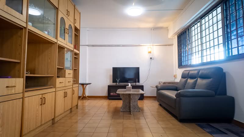 609 Yishun Street 61, 609 Yishun Street 61, 3 Bedrooms, 904 sqft, HDB Flat For Sale, by Cindy Low, 500146167 - Living Room - PropertyGuru.com.sg