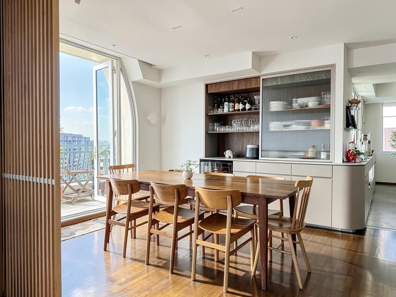 Aquarius By The Park, 1 Bedok Reservoir View, 4 Bedrooms, 2,099 sqft, Condominium For Sale, by Adriel Li Yewen, 500146189 - Dining Room - PropertyGuru.com.sg