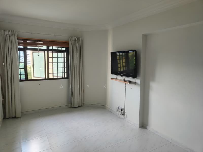 256 Serangoon Central Drive, 256 Serangoon Central Drive, 3 Bedrooms, 1,076 sqft, HDB Flat For Rent, by Ally Khoo, 500146197 - Living Room - PropertyGuru.com.sg