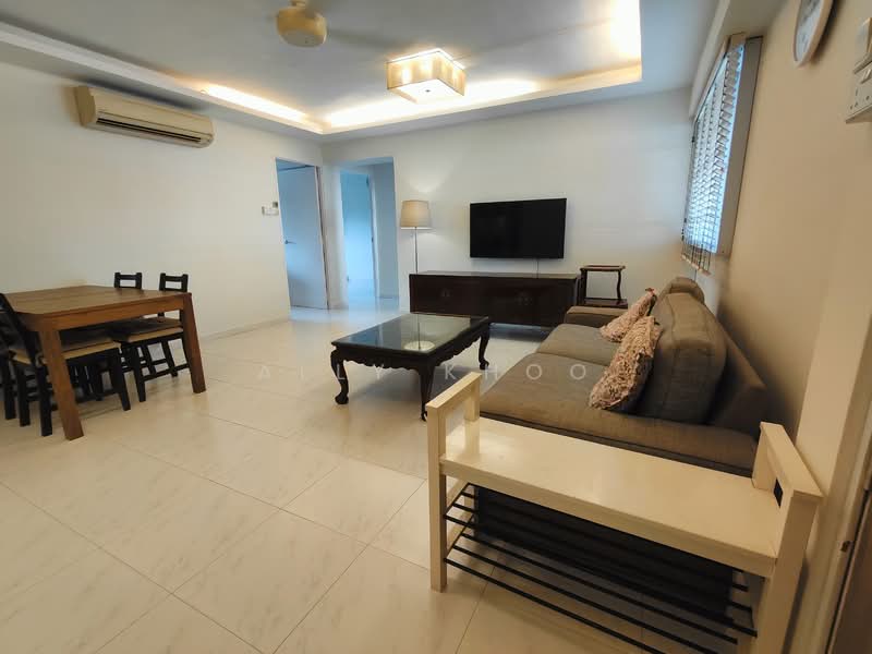 256 Serangoon Central Drive, 256 Serangoon Central Drive, 3 Bedrooms, 1,076 sqft, HDB Flat For Rent, by Ally Khoo, 500146197 - Living Room - PropertyGuru.com.sg