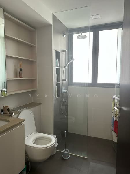 The Lilium, 31  How Sun Road, 4 Bedrooms, 1,356 sqft, Condominium For Sale, by Ryan Wong, 500146199 - Bathroom - PropertyGuru.com.sg