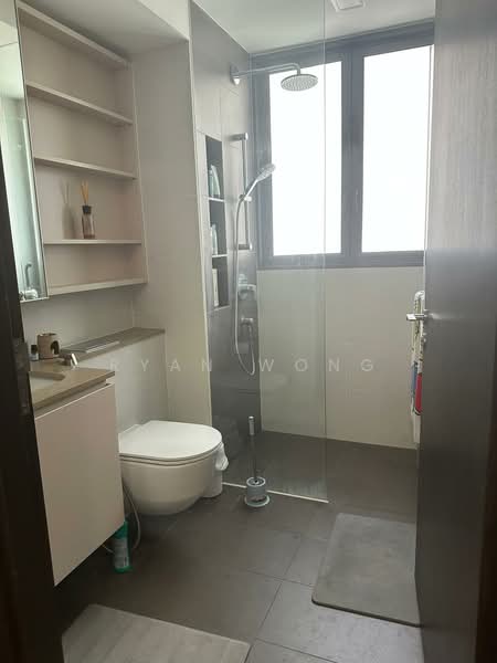 The Lilium, 31  How Sun Road, 4 Bedrooms, 1,356 sqft, Condominium For Sale, by Ryan Wong, 500146199 - Bathroom - PropertyGuru.com.sg