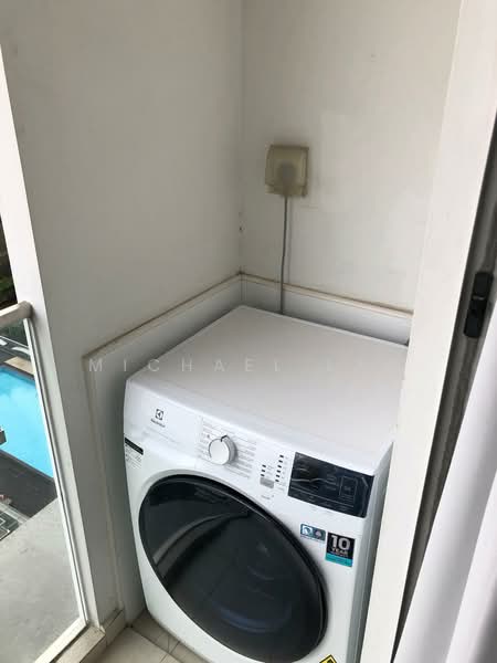 Leicester Suites, 10 Leicester Road, 1 Bedroom, 420 sqft, Condominium For Rent, by Michael Lau, 500146200 - Balcony - PropertyGuru.com.sg