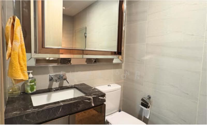 Stars of Kovan, 982 Upper Serangoon Road, 2 Bedrooms, 743 sqft, Condominium For Sale, by Fiona Ong, 500146203 - Bathroom - PropertyGuru.com.sg