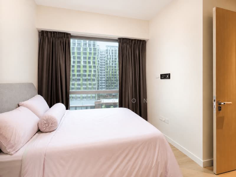 Stars of Kovan, 982 Upper Serangoon Road, 2 Bedrooms, 743 sqft, Condominium For Sale, by Fiona Ong, 500146203 - Bedroom - PropertyGuru.com.sg