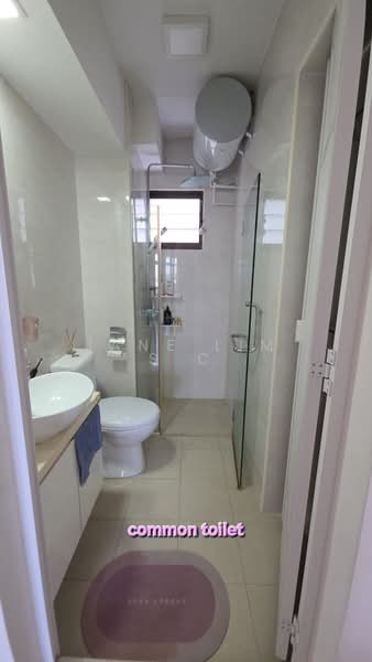90 Tanglin Halt Road, 90 Tanglin Halt Road, 2 Bedrooms, 969 sqft, HDB Flat For Sale, by Jane Lim S C, 500146205 - Bathroom - PropertyGuru.com.sg