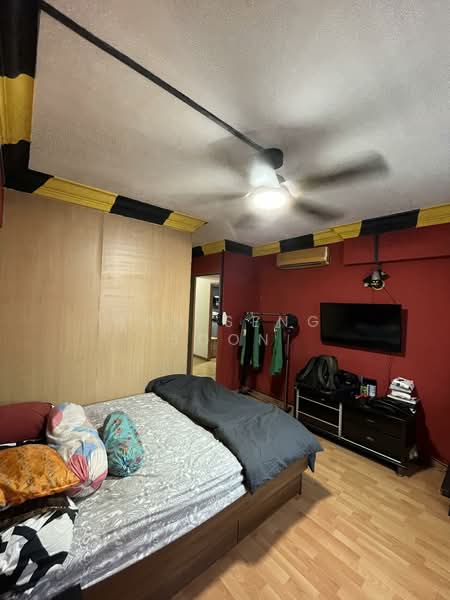 740 Woodlands Circle, 740 Woodlands Circle, 3 Bedrooms, 1,313 sqft, HDB Flat For Sale, by Tan Seng Soon, 500146214 - Master Room - PropertyGuru.com.sg