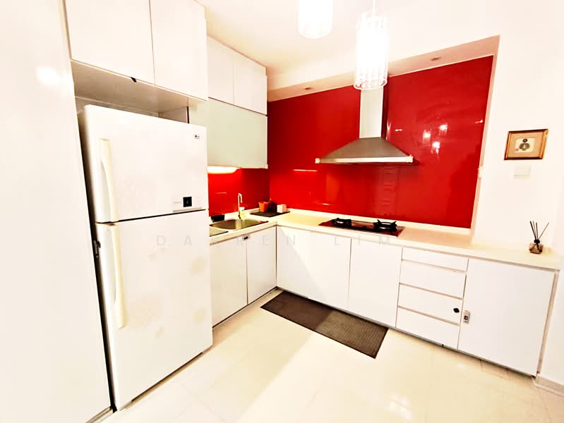 Eastern Lagoon I, 200 Upper East Coast Road, 1 Bedroom, 721 sqft, Condominium For Sale, by Darren Lim, 500146230 - Kitchen - PropertyGuru.com.sg