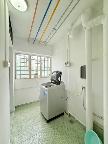 156 Lorong 1 Toa Payoh, 156 Lorong 1 Toa Payoh, 3 Bedrooms, 1,087 sqft, HDB Flat For Sale, by Patrick Chee, 500146231 - Interior - PropertyGuru.com.sg