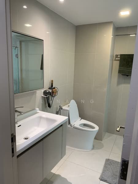 The Pearl @ Mount Faber, 3 Mount Faber Road, 3 Bedrooms, 1,389 sqft, Condominium For Rent, by Lena Ng, 500146234 - Master Bathroom - PropertyGuru.com.sg