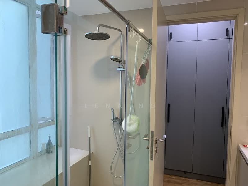 The Pearl @ Mount Faber, 3 Mount Faber Road, 3 Bedrooms, 1,389 sqft, Condominium For Rent, by Lena Ng, 500146234 - Master Bathroom - PropertyGuru.com.sg
